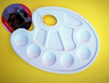 Malpalette aus Kunststoff