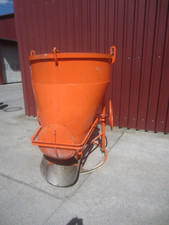 Betonkübel Betonsilo Eichinger 750l Betonbombe Krankübel Kran Kransilo Beton