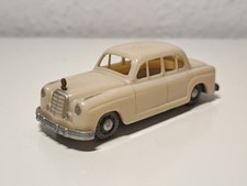 Modell Siku V33 Mercedes 220 beige elfenbein 1:60