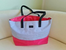 Calvin Klein Shopper