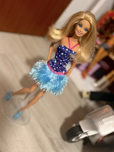 Barbie fashionista 2011 - fashionista,