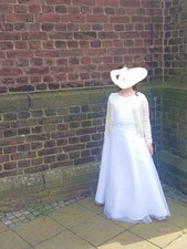 Kommunionkleid Gr 158mit Bolero  von Peek und Cloppenburg 