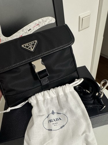 Prada 2zh108 nylon tessuto - prada, re-nylon