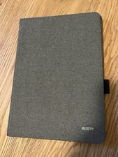 ESR iPad Hülle mit Standfunktion – Smart Cover