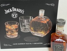 Offiziell ?? echted Decanter Set 2015 Jack Daniels Old No.7  +Single Barrel