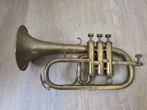 Flugelhorn hug in - hug, &