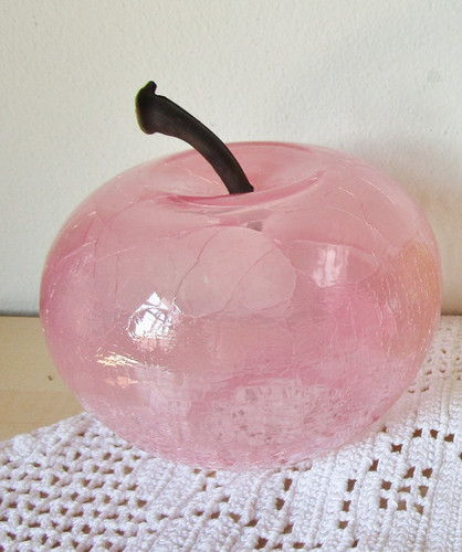 Glasapfel rosa innen hohl