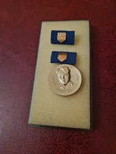 DDR NVA Orden Medaille Artur Becker FDJ Mit Spange In Gold Original