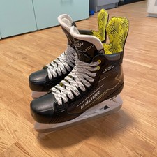 Bauer Supreme M30 Schlittschuhe EU 44 / 8.5 D Senior