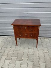 Mahagonikommode im Empirestil