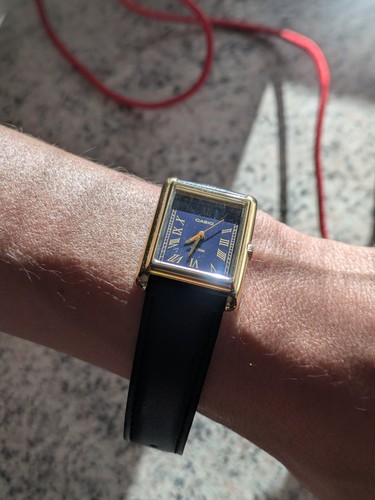 Casio tank ltp b165 gold - casio,