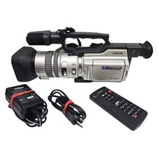 Sony DCR-VX2000E PAL MiniDV 3CCD Handycam Camcorder 