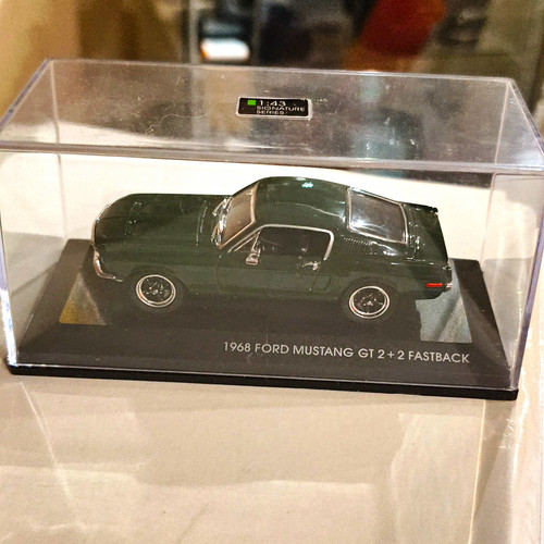 Signature ford mustang - signature, gt