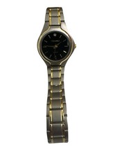 Titano Quartz Armbanduhr Silber Wasserdicht 3 Bar Titanium