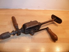 Alte Handbohrmaschine mit Handkurbel Brustleier Handbohrer Vintage Deko Retro