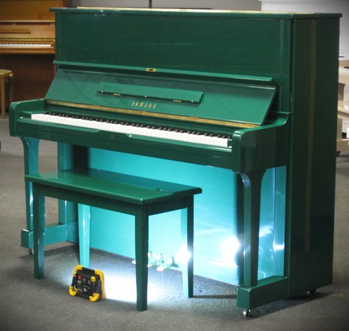 Yamaha kiefergrün von - yamaha, in