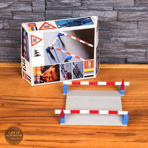 Lego system 158 - lego, bahnübergang