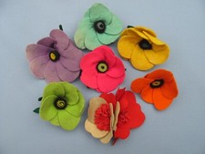 8 verschiedene antike  Filzblumen  für Puppenhütchen oder für  Puppenschneiderei