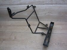 Kymco Maxxer KXR 250 300 Fußrasten links Halter Kotflügel 51409-LBA7-900