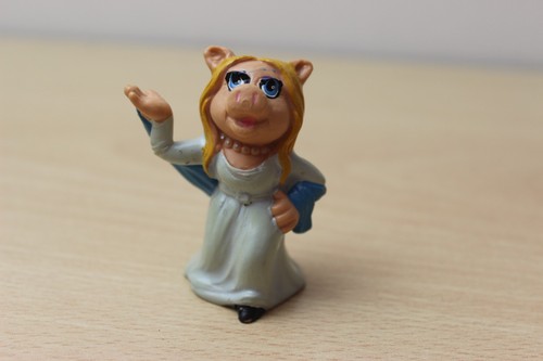 Miss piggy muppet show - muppet,