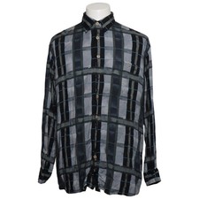 Studio Leonardo, Flanellhemd