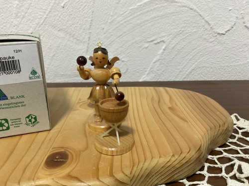 Blank engel mit - blank,