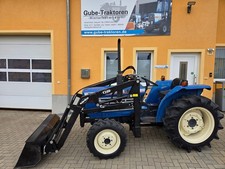 Kleintraktor Iseki TL 2300 mit