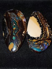 Boulder Opal Nuß Pärchen aus