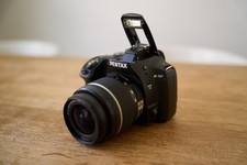 Pentax K-50 16.0 MP SLR-Digitalkamera - Schwarz (Kit m/ smc DAL 18-55mm