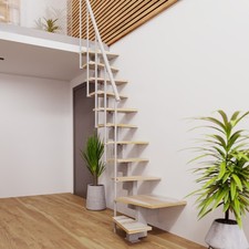 Platzsparende Mittelholmtreppe