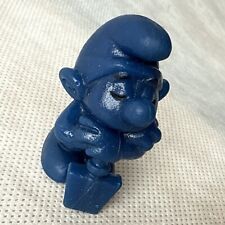 einfarbiger Faulenzer Schlumpf m. Spaten in blau Rohling Smurf Puffo Pitufo Peyo