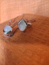 Mondstein Cabochon Ring und