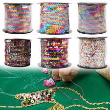 Schimmernde Tanzkleidung