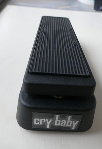 Dunlop cry baby wah - dunlop, gcb95
