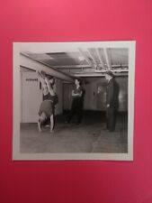 Altes Foto antik Mann beim turnen mit Hausschuhe Handstand nice man old Photo xx