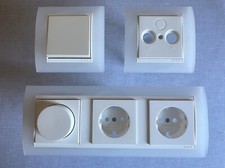 Gira Event Opak  Elektroinstallationsmaterial: Glühlampendimmer, Abdeckrahmen...