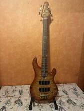 Yamaha saiter aktiv bass - 5-saiter,