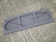 Hutablage kleine Beschädigung