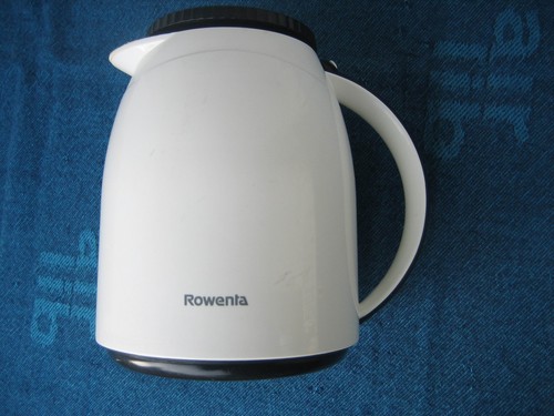 Thermoskanne weiss mit