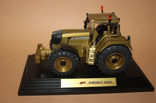 Siku farmer 4600 traktor - siku,