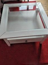 Wohnzimmertisch, weiß, Holz, mit Glasplatte und Schublade
