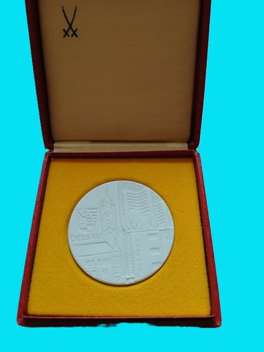 195 ddr porzellan medaille - 195,