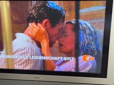 Philips Cineast LCD-Fernseher Plasma mit DVB-T. Ambilight