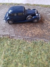 Modellauto 1:87 von  Wiking  Mercedes  260  D    blau