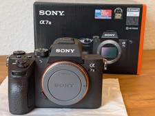 Sony Alpha 7 III ILCE-7M3 24,2MP Body- Topzustand - nur 4606 Auslösungen