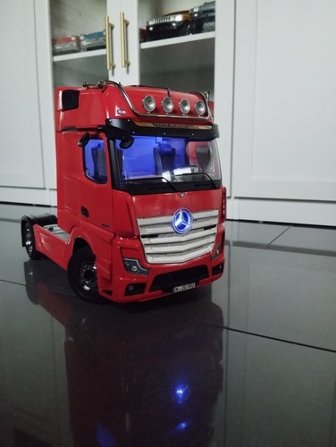 Nzg mercedes zugmaschine - nzg,