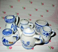 Konvolut Ausschmückteile Miniaturen Figuren f. Puppenstube Puppenhaus Setzkasten