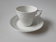 KPM Berlin Kurland weiß Kaffeetasse kpl. Höhe 7,5 cm 1. Wahl