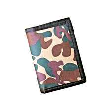 Hellgrüne Geldbörse im