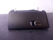 HANDSCHUHFACH / P2-A2-4 /